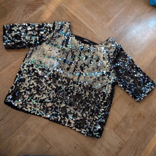 Urläcker glittrig paljettop i stl. XS bikbok