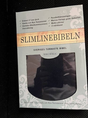 SLIMLINEBIBELN av Svenska Bibelkommissionens översättning