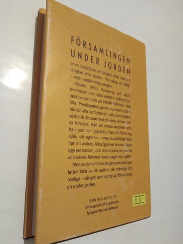 Församlingen under jorden - Margareta Strömstedt, bok inbunden. Fine