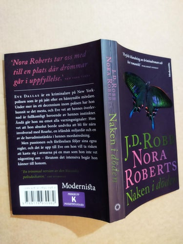 Naken i döden av J. D. Robb, Nora Roberts. Very Fine