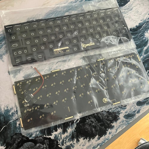 2st 60% PCB, 1x Hotswap HE magnetic och 1x lödbart