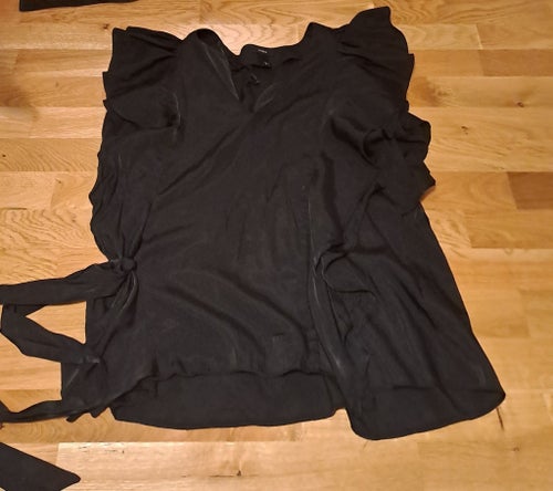 Lindex svart blus, storlek S