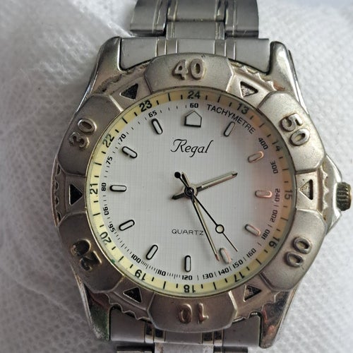Regal Quartz armbandsur med tachymeter