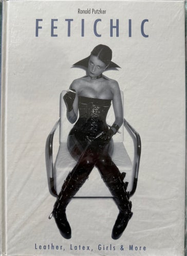 FETICHIC av Ronald Putzker