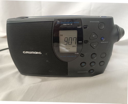 Grundig PLL Synthesizer Radio Prima Boy 100
