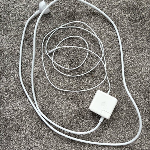 Apple 45W MagSafe Power Adapter