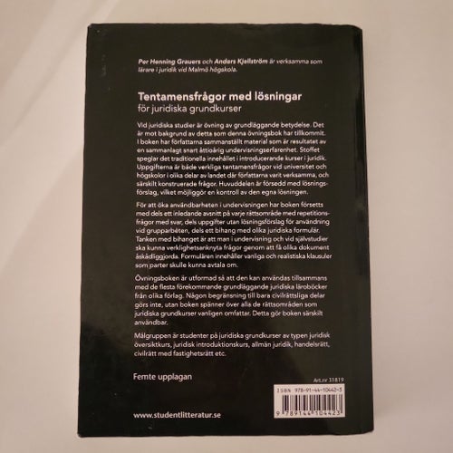 Tentamensfrågor med lösningar för juridiska grundkurser - Per Henning Grauers &