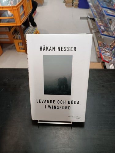 LEVANDE OCH DÖDA I WINSFORD