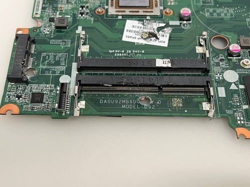 HP 15T-N200 Moderkort 737181-001 / DA0U83MB6E0