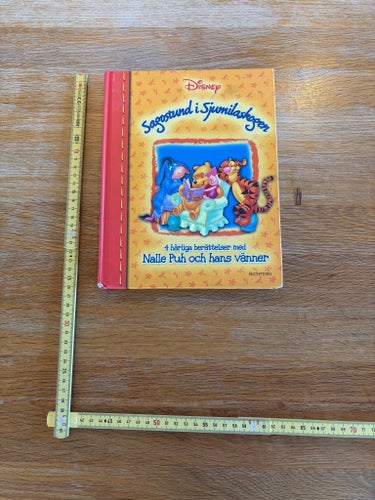 Sagostund i Sjumilaskogen 4 härliga berättelser med Nalle Puh PÅ SVENSKA DISNEY