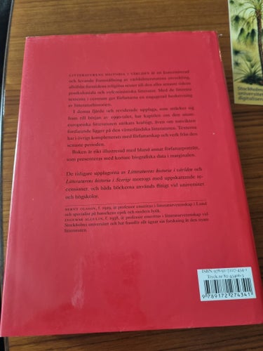 Litteraturens historia i världen av Bernt Olsson, Ingemar Algulin,