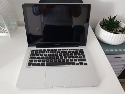 MacBook 13.3" /i5/8GB/120GB SSD