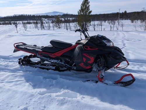 Lynx BOOND. 3900 RE 850