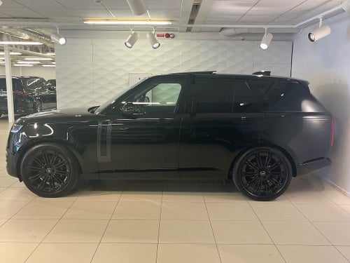 Land Rover Range Rover P530 V8 First Edition