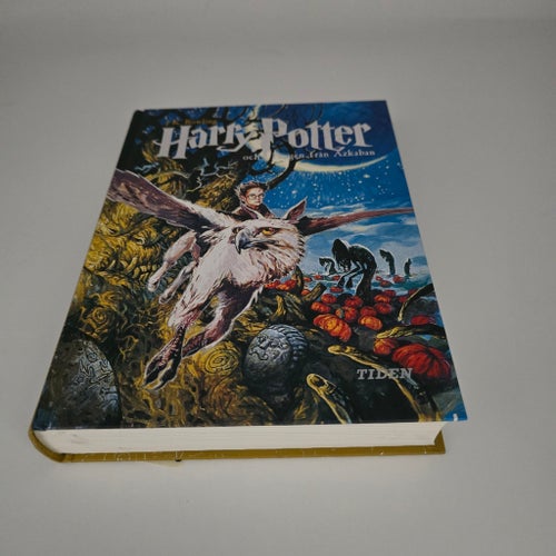 Harry Potter och fången från Azkaban av J.K. Rowling, 1999