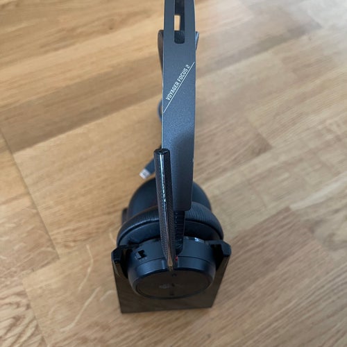 poly vfocus2 series headset