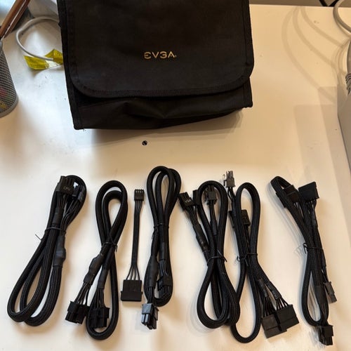 EVGA Original Modulära Kablar + Väska (Oanvända) – OBS: Endast kablar!