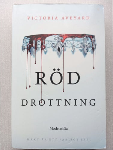 Röd Drottning av Victoria Aveyard, 2015