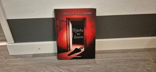 Hjärta av damm Ingelin Angerborn 2012