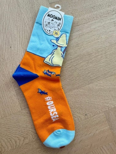 Moomin blåa, orange strumpor från Japan helt ny 35-40