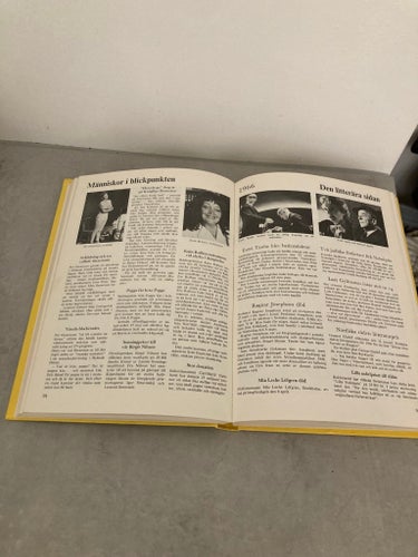 ETT FOLK PÅ MARSCH 1960-1977 av Per-Erik Lindorm, 1978