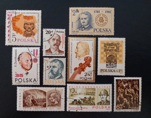 Lot of 10 CTO stamps of Poland-characters
