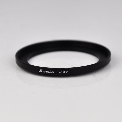 Utrop: 1 kr - Adapterring 52-62mm