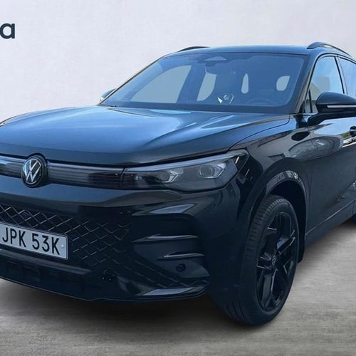 Volkswagen Tiguan R-LINE TDI 4M193HK /DRAG/PANO/VÄRMARE