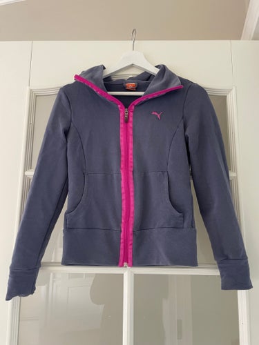 Puma grå rosa träningströja stl S