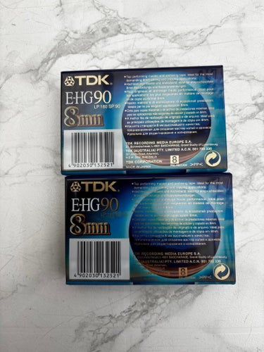OANVÄNDA/INPLASTADE TDK 8mm EHG 90 videoband, 2-pack