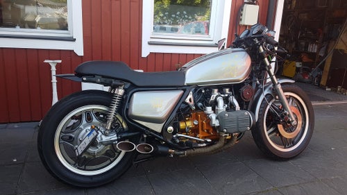 Gold Wing Café – one of one.