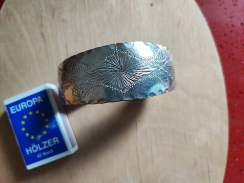 70-tal! Stelt brett tenn armband, väger 51 gram.
