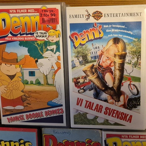 Samling av Dennis VHS-kassetter