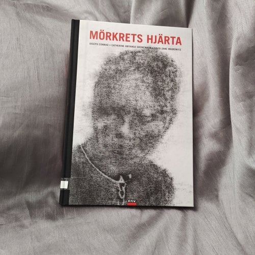 MÖRKRETS HJÄRTA av Joseph Conrad, 2014