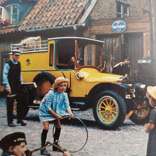 Fint vykort posten Scania Vabis Paketautomobil. Ej postgången