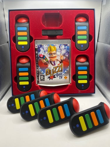 Buzz special edition ps3 - Quiz TV med 8 handkontroller