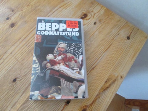 BEPPES GODNATTSTUND VHS SPELTID 60 MIN PRODÅR 1972 SVENSKT TAL