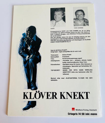 Klöver Knekt - Elefanterna Flyger Vid Gryningen .