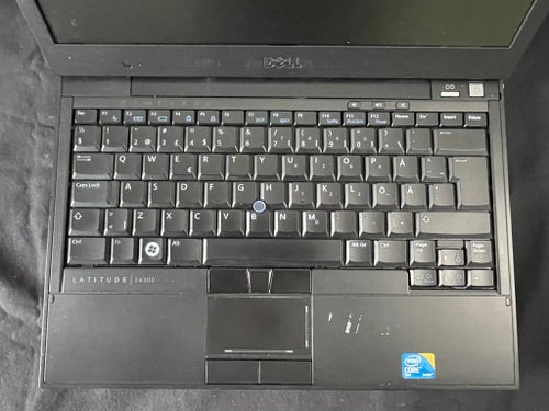 Dell Latitude E4300 bärbar dator (RESERVDELAR)
