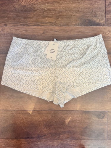 H&M oanvända shorts, storlek XL