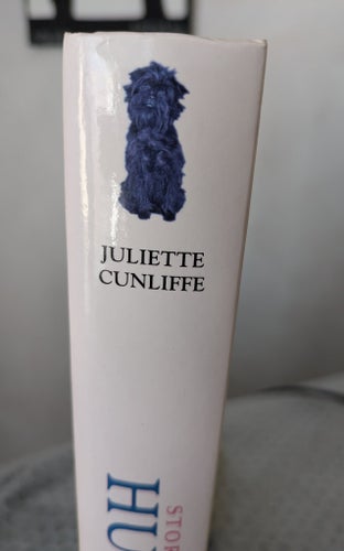 HUNDAR /Juliette Cunliffe, 2002
