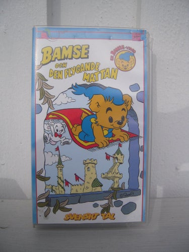 VHS Bamse och den flygande mattan Barnvakt en stund favorit