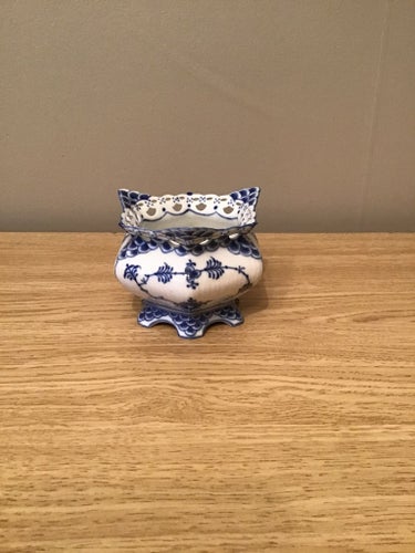 ROYAL COPENHAGEN, Musselmalet sockerskål 1940 tal oanvänd