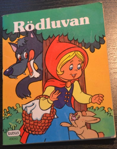 Äldre Liten bok från Kärnan Rödluvan