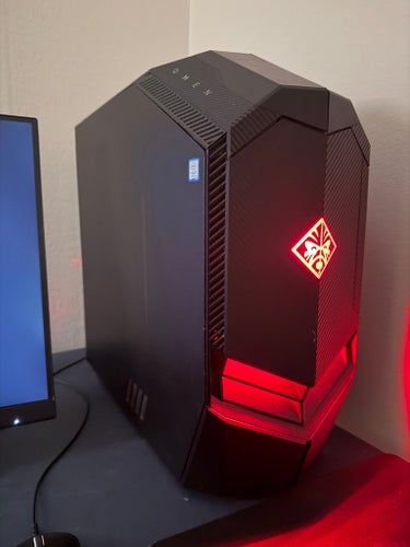 ?? Gaming PC – GTX 1080 • Intel i7-8700 • 16 GB RAM • Try before you buy