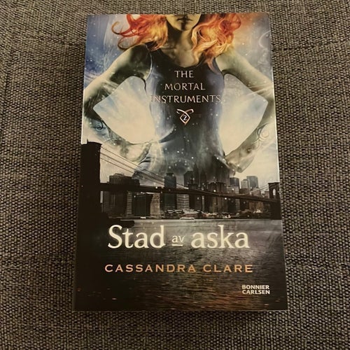 Stad av aska - Cassandra Clare