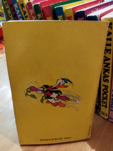 Kalle Ankas pocket 18 Walt Disney's Kalle Anka fäktar sej fram. Very Good+