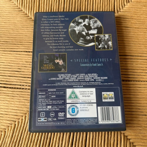 Mr. Deeds Goes to Town (En gentleman kommer till stan) DVD – Frank Capra | Sv