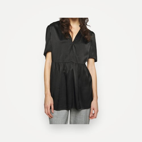 By Malene Birger Cristaria-blus
