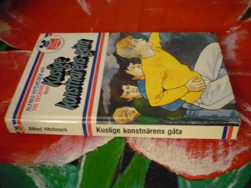 BOK, KUSLIGE KONSTNÄRENS GÅTA, ALFRED HITCHCOCK